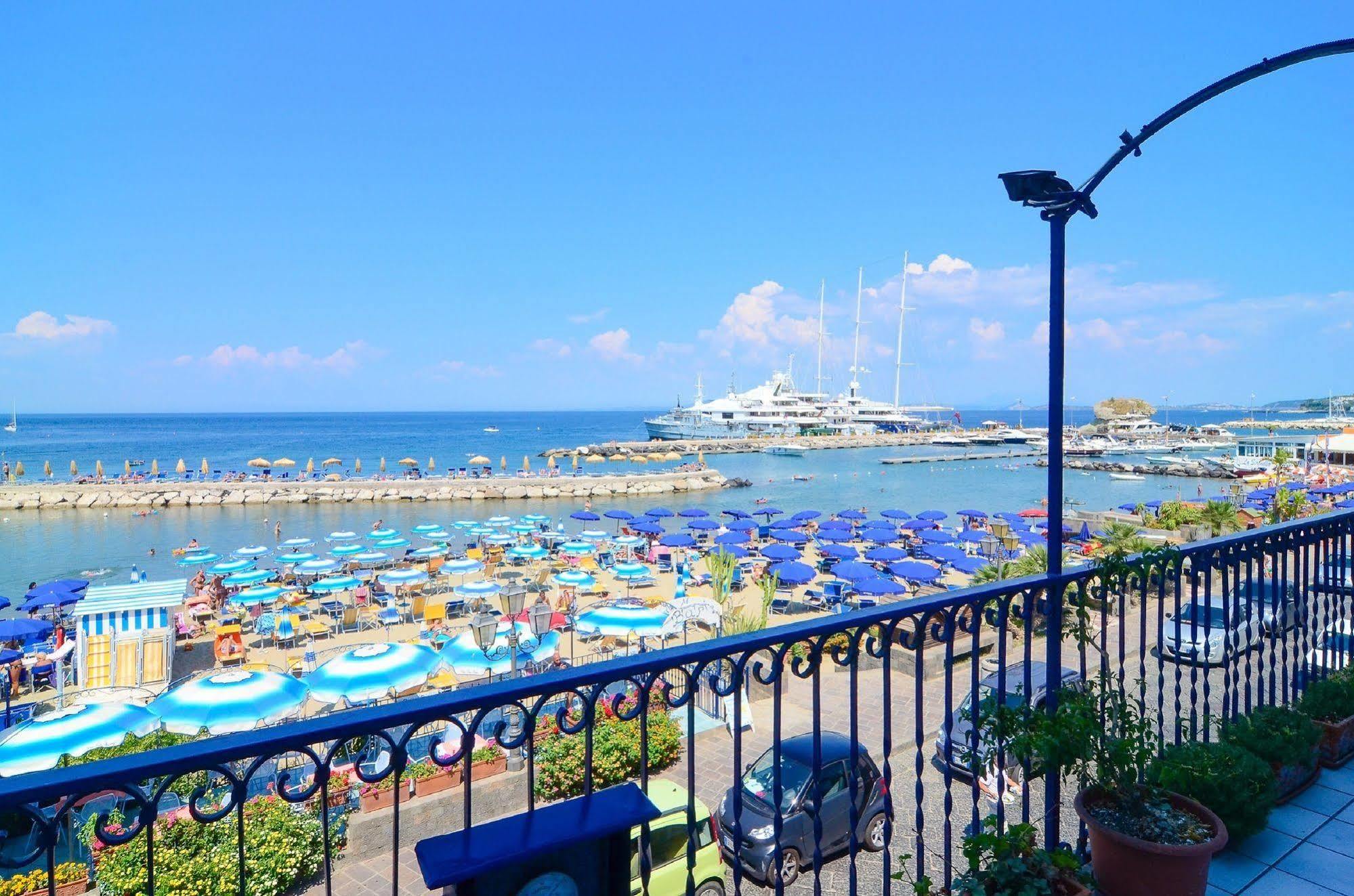 Hotel Terme Marina Lacco Ameno  Exterior photo